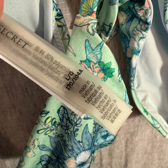 Victoria Secret Bikini Suit Large Top Medium Bottom - Picture 5 of 8